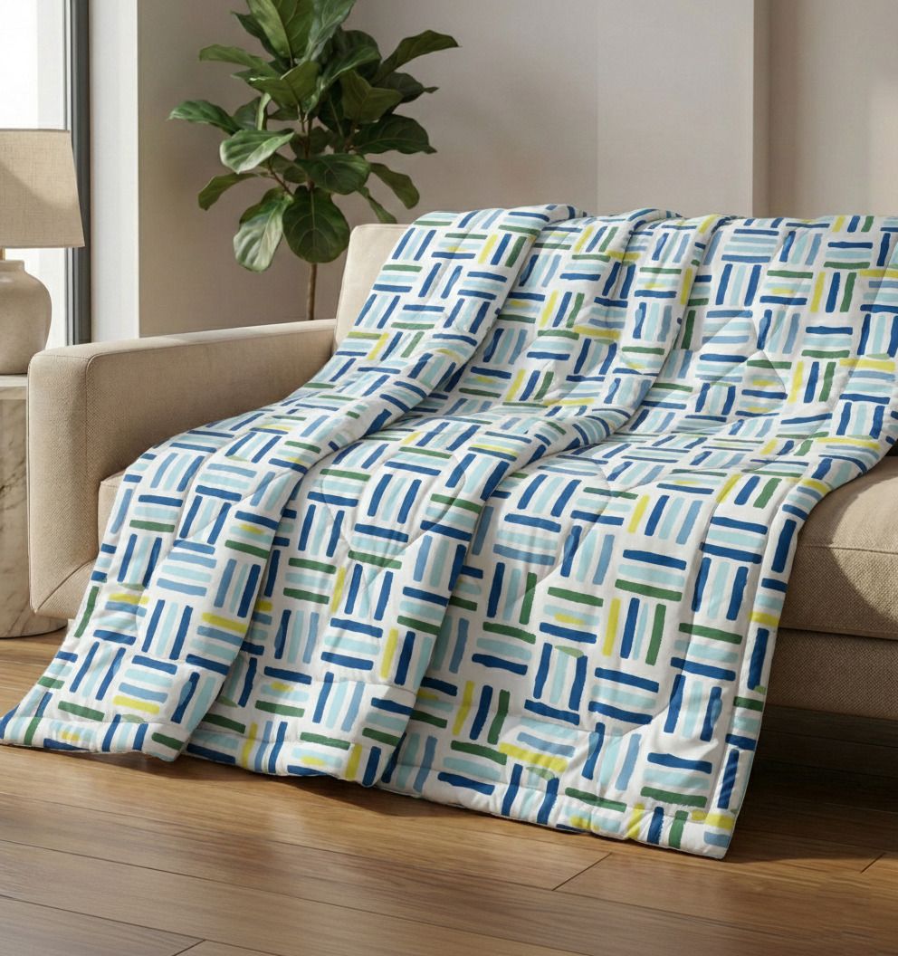 Valencia Comforter White Blue