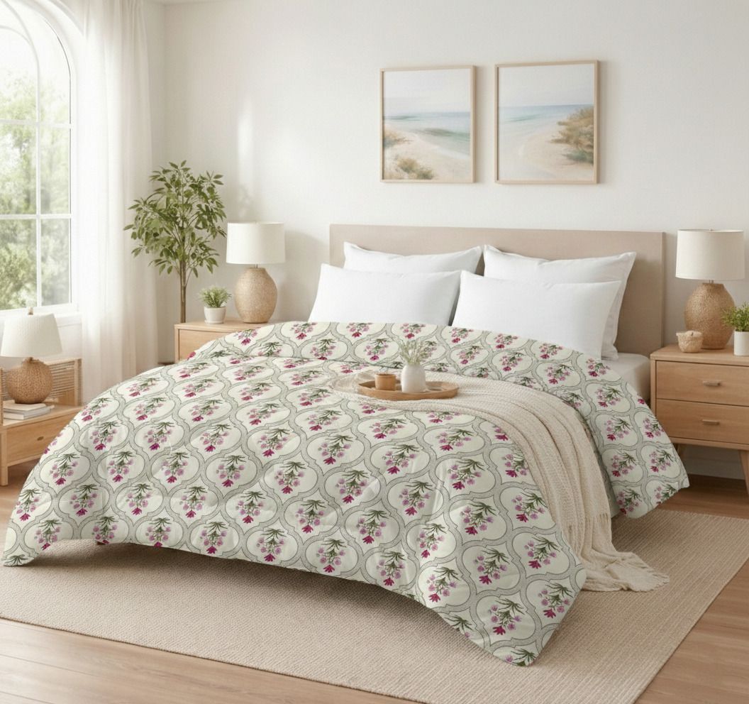 Valencia Comforter GreenDark Pink