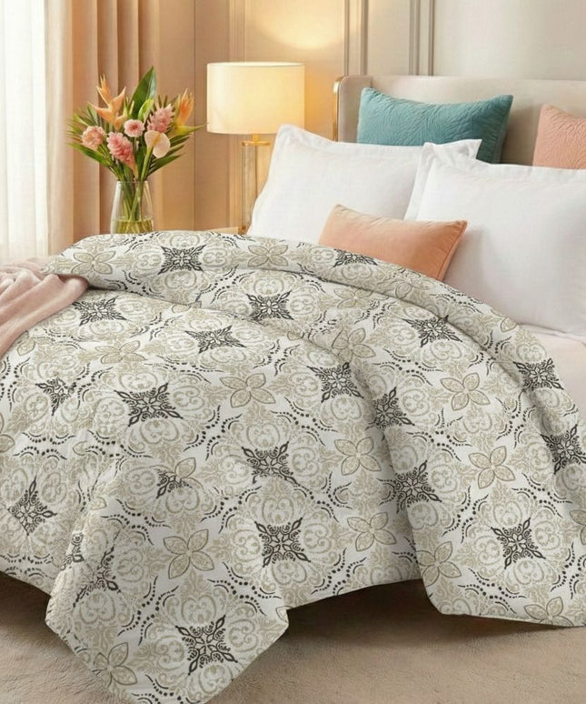 Valencia Comforter Off WhiteBlack