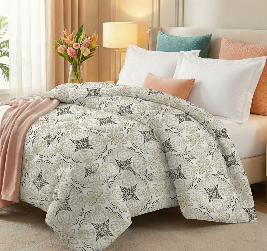 Valencia Comforter Off WhiteBlack