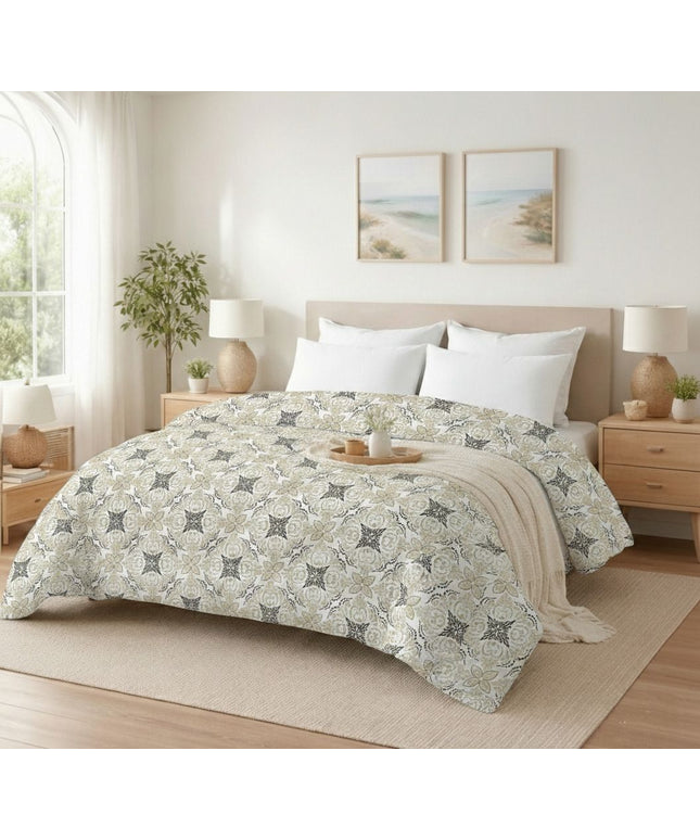 Valencia Comforter Off WhiteBlack