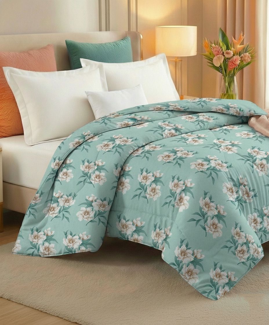 Prime Comforter Light Green Beige