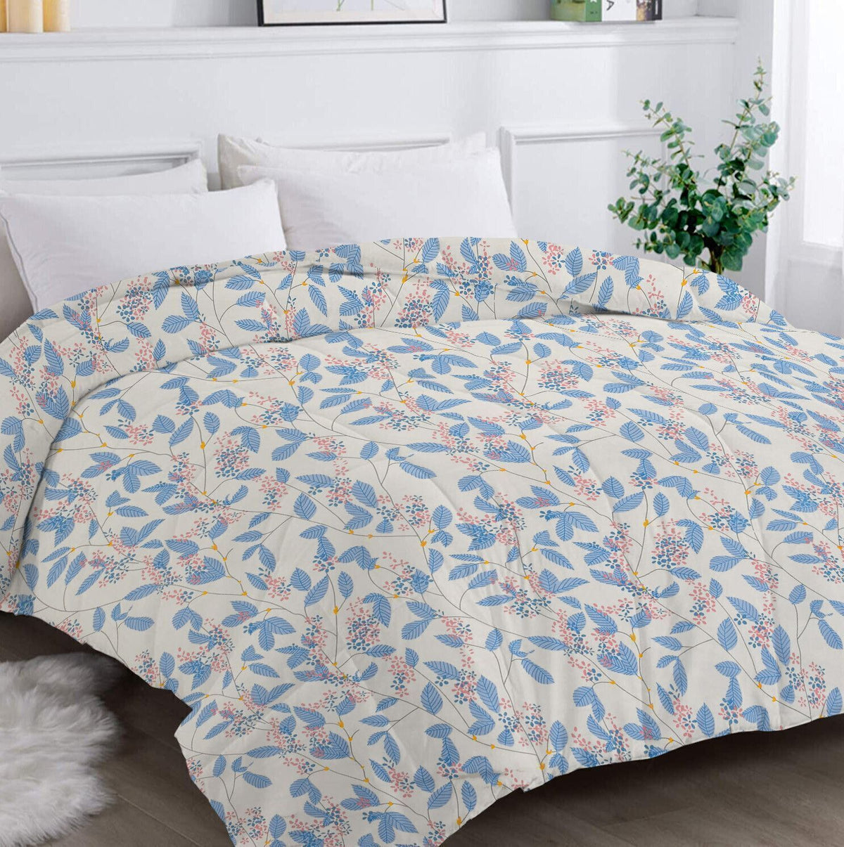 Prime Comforter Off White Blue