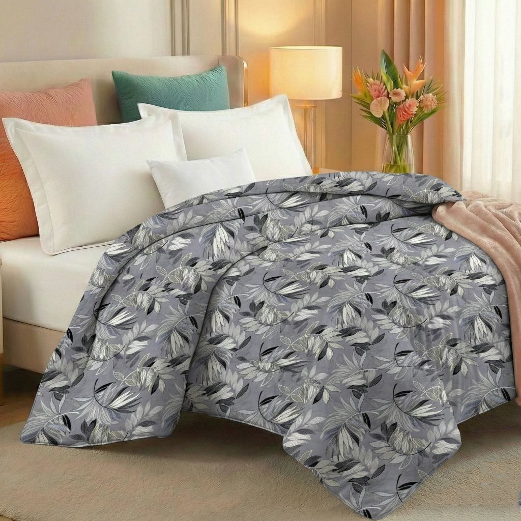 Prime Comforter Grey Black